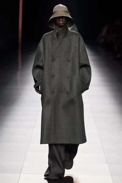 Look 42